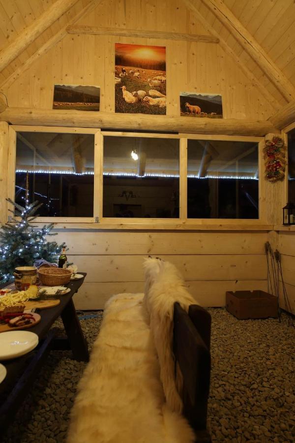 זאוב Domki Widokowe Wooden Luxury Chalet & Jacuzzi מראה חיצוני תמונה