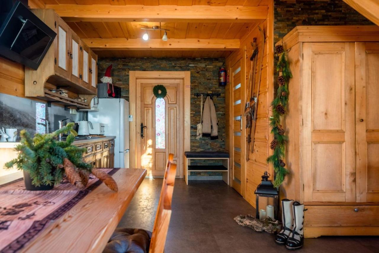 זאוב Domki Widokowe Wooden Luxury Chalet & Jacuzzi מראה חיצוני תמונה
